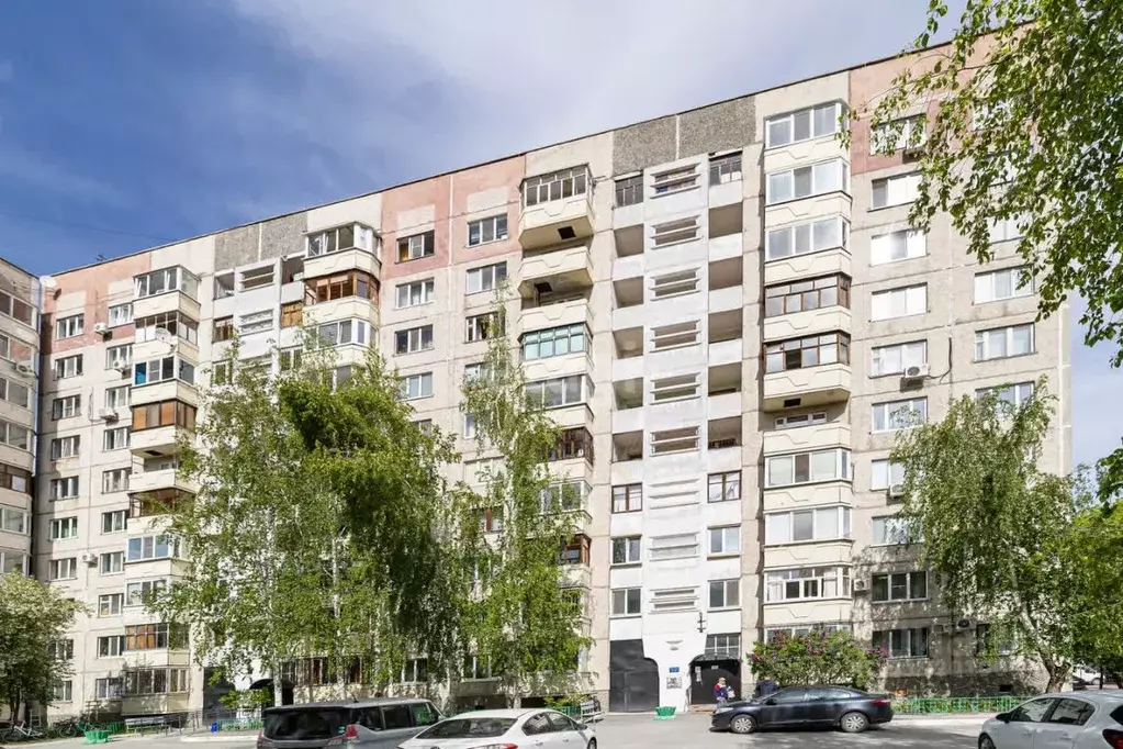 1-к кв. Тюменская область, Тюмень ул. Демьяна Бедного, 98к3 (44.8 м) - Фото 0