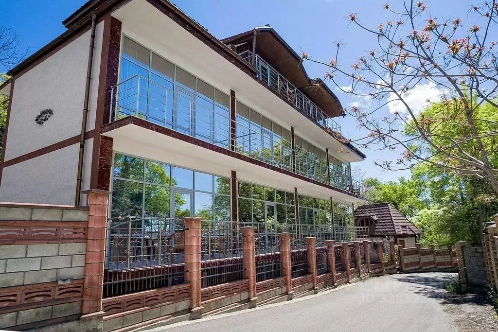 Дом в Крым, Ялта муниципальный округ, Отрадное пгт ул. Янтарная, 28 ... - Фото 1