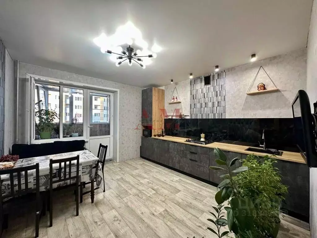 3-к кв. Владимирская область, Владимир ул. Родионовка, 14к1 (85.2 м) - Фото 0