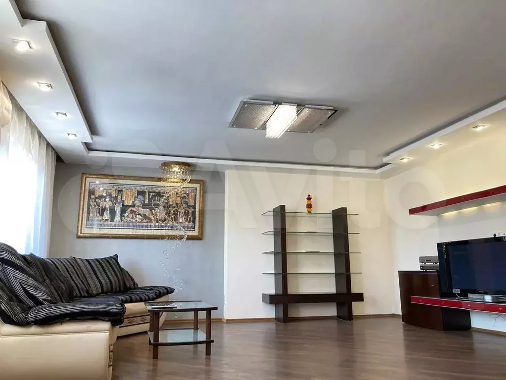 3-к. квартира, 110 м, 2/9 эт. - Фото 1