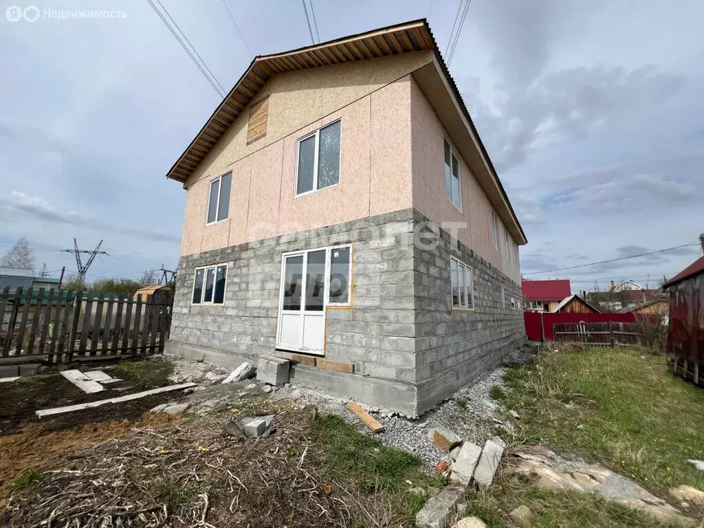 Дом в Екатеринбург, жилой район Центральный (191.8 м) - Фото 1
