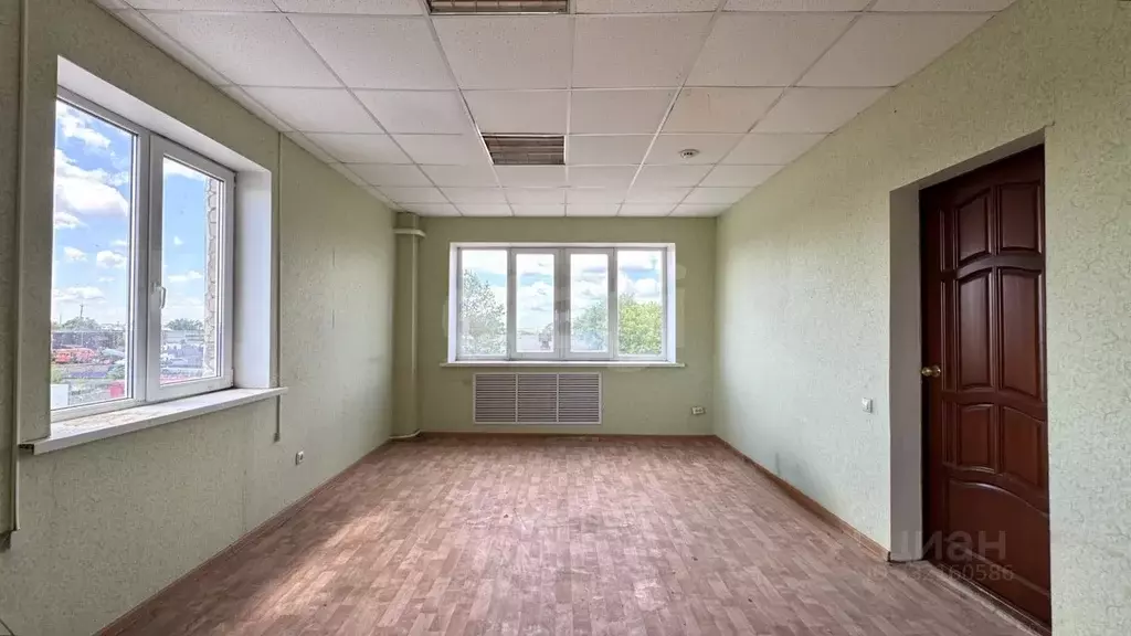 Офис в Оренбургская область, Оренбург Донгузская ул., 8/4 (459 м) - Фото 1