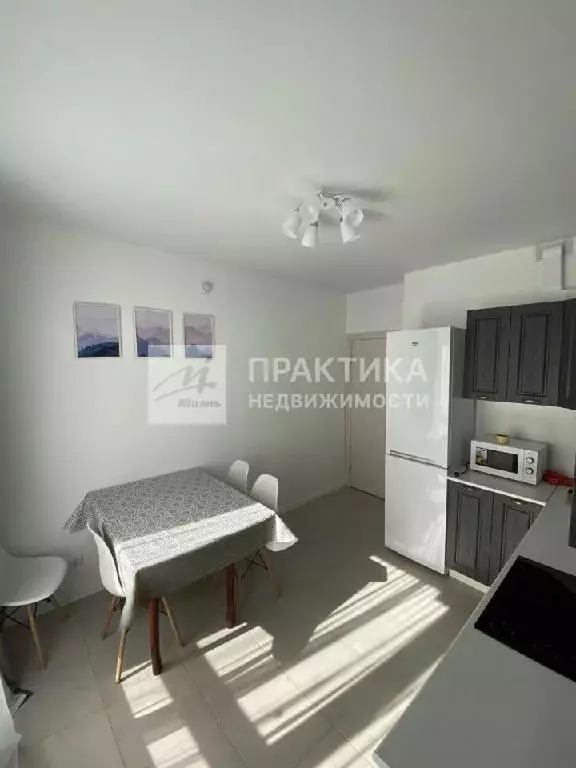 Продается 2-комнатная квартира - Фото 2