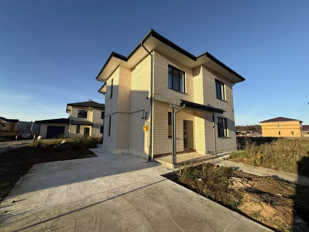 Коттедж в Калужская область, Совхоз Боровский с/пос, д. Кабицыно ул. ... - Фото 1