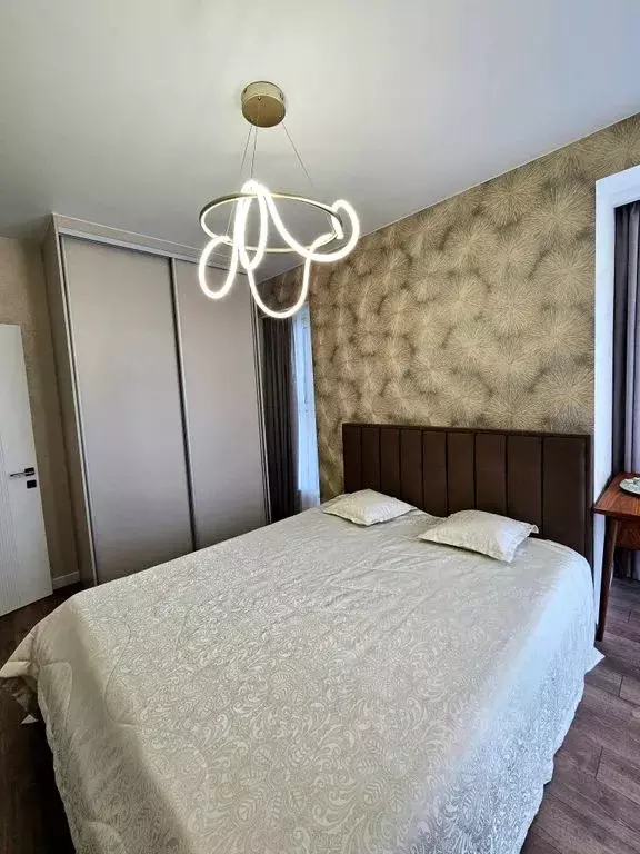 1-к кв. Краснодарский край, Сочи Бытха мкр, ул. Ясногорская, 16/6к5 ... - Фото 0