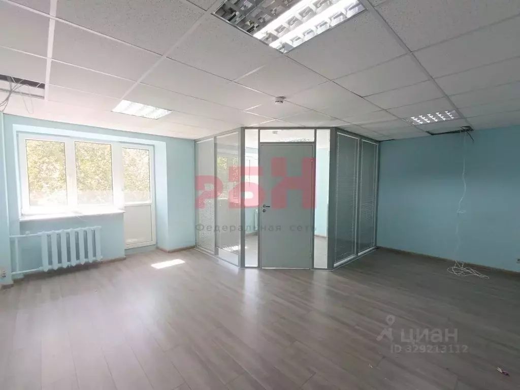 Офис в Тюменская область, Тюмень ул. Республики, 162 (33 м) - Фото 1