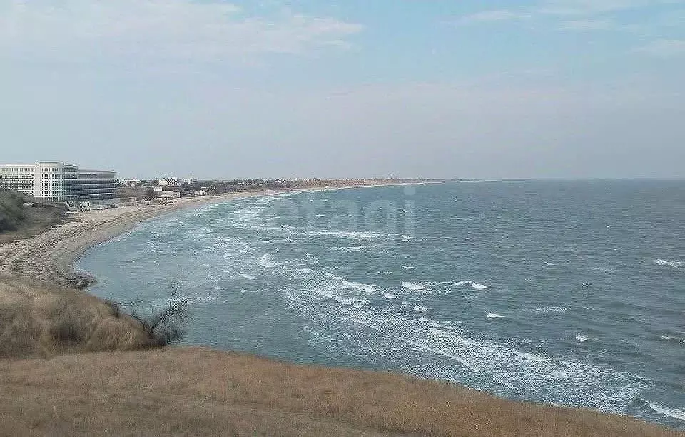 Участок в Крым, Ленинский район, Семисотское с/пос, с. Каменское ул. ... - Фото 0