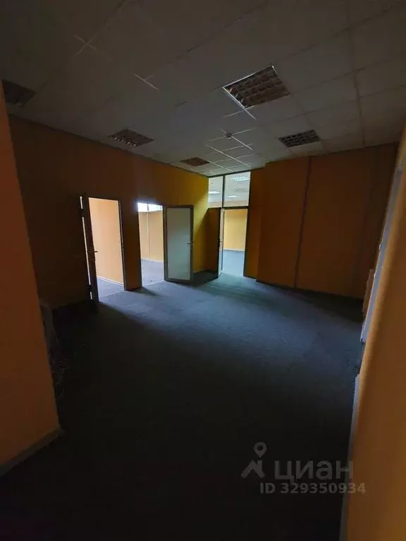Офис в Московская область, Химки городской округ, д. Дубровки ул. ... - Фото 1