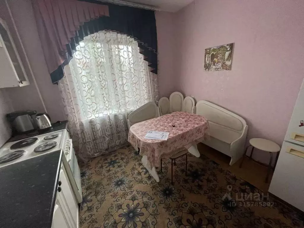 2-к кв. Белгородская область, Старый Оскол Дубрава мкр, 1 кв-л,  (65.0 ... - Фото 1