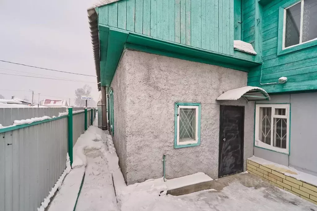 Дом в Кемеровская область, Кемерово Угловая ул. (63 м) - Фото 1