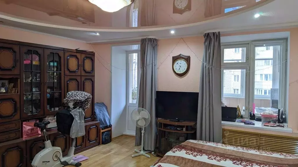 2-к кв. Пермский край, Пермь Екатерининская ул., 165 (70.0 м) - Фото 1