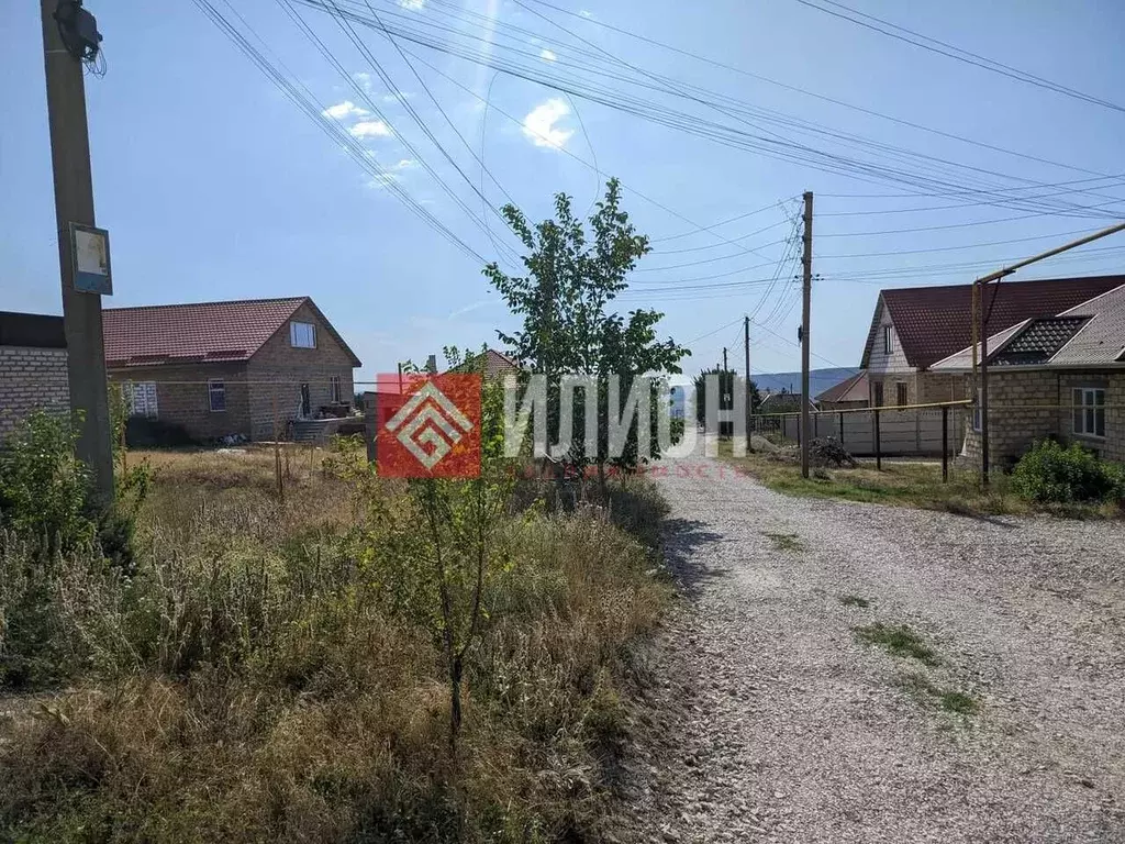 Участок в Крым, Бахчисарай ул. Василия Черного (6.0 сот.) - Фото 2