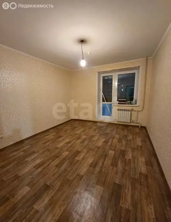 3-комнатная квартира: Тюмень, улица Николая Ростовцева, 18 (72 м) - Фото 1