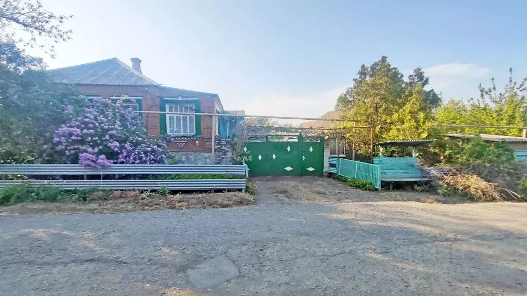 Дом в Ростовская область, Неклиновский район, Большенеклиновское ... - Фото 1