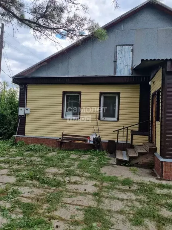 Дом в Омская область, Горьковский район, с. Октябрьское ул. Труда, 3 ... - Фото 0