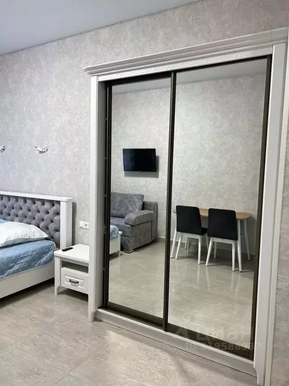 1-к кв. Краснодарский край, Сочи Новый Сочи мкр, ул. Санаторная, 26 ... - Фото 0