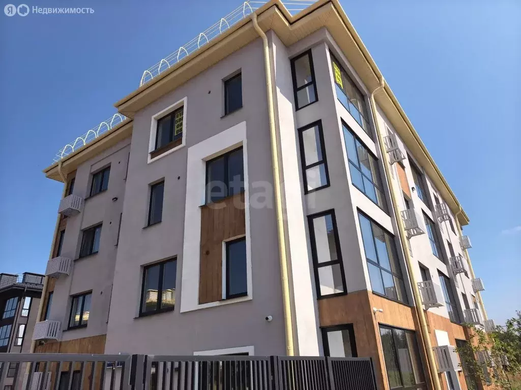 1-комнатная квартира: Тюмень, улица Игоря Комиссарова, 2 (61 м) - Фото 2
