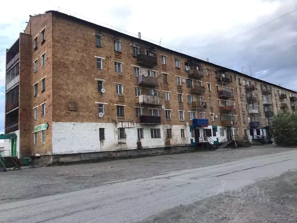 2-к кв. Тыва, Ак-Довурак ул. Дружба, 27 (45.9 м) - Фото 1