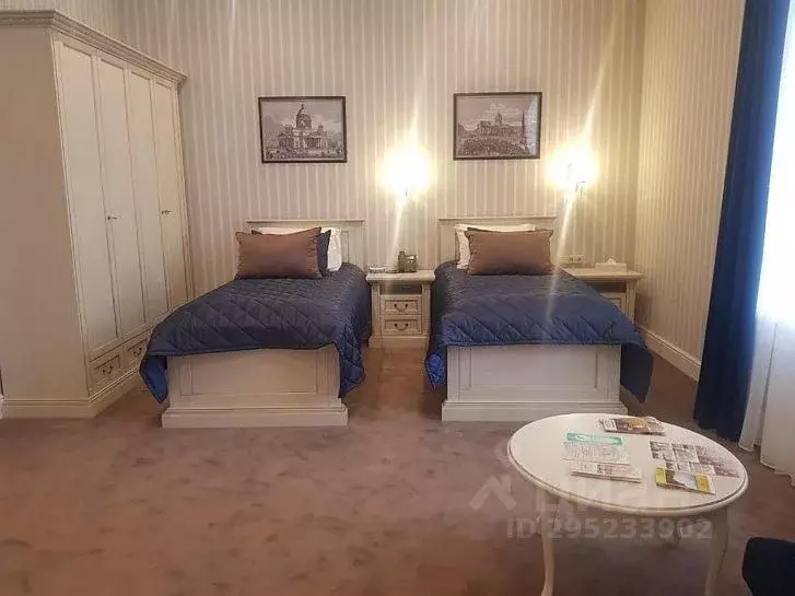 Комната Санкт-Петербург Садовая ул., 4 (30.0 м) - Фото 1