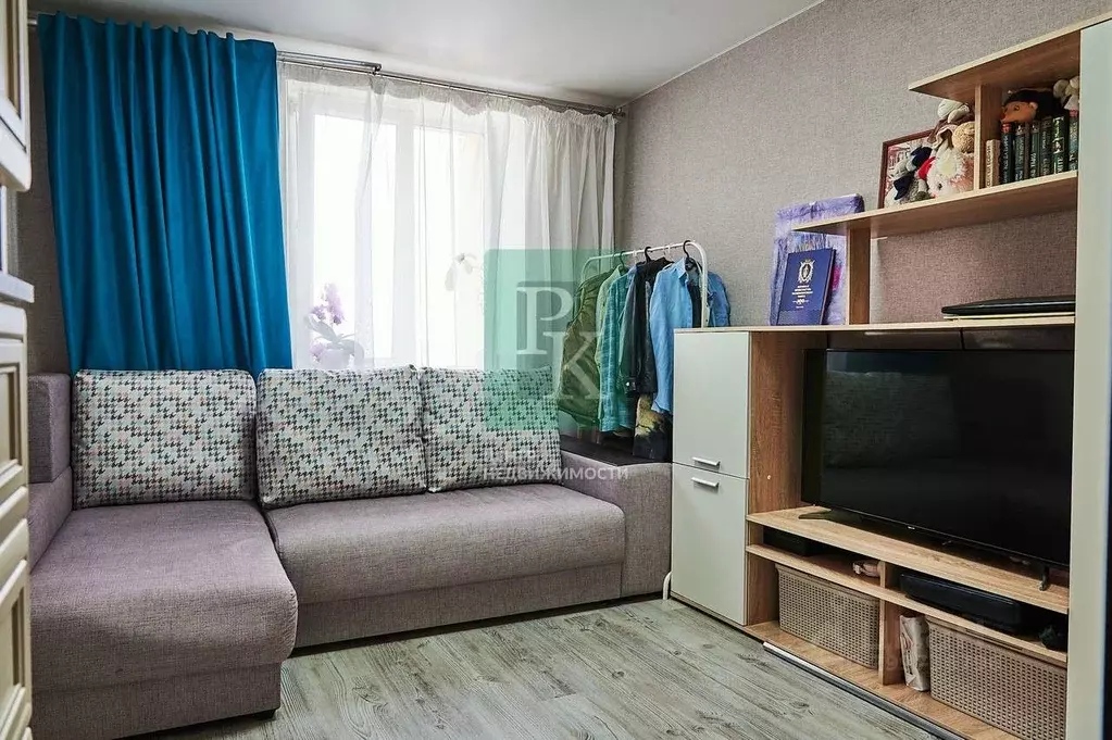 2-к кв. Севастополь ул. Адмирала Фадеева, 21Б (42.0 м) - Фото 0