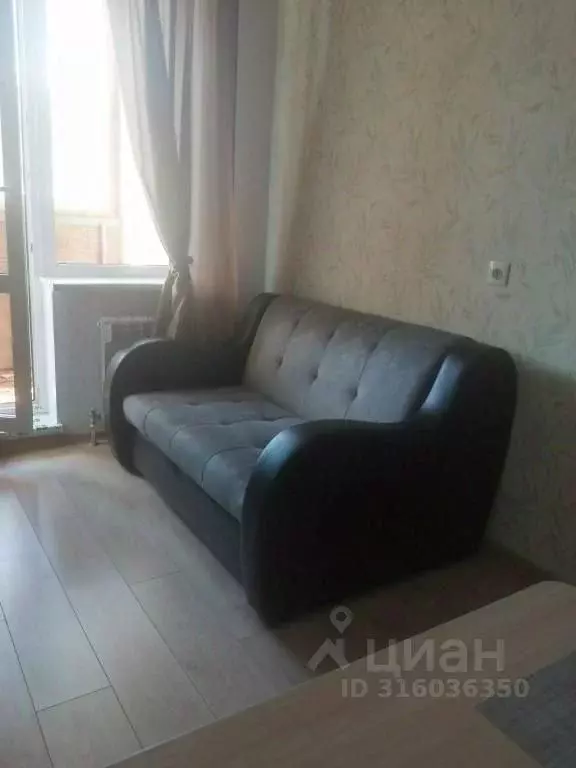 1-к кв. Омская область, Омск Взлетная ул., 11/1 (38.0 м) - Фото 1