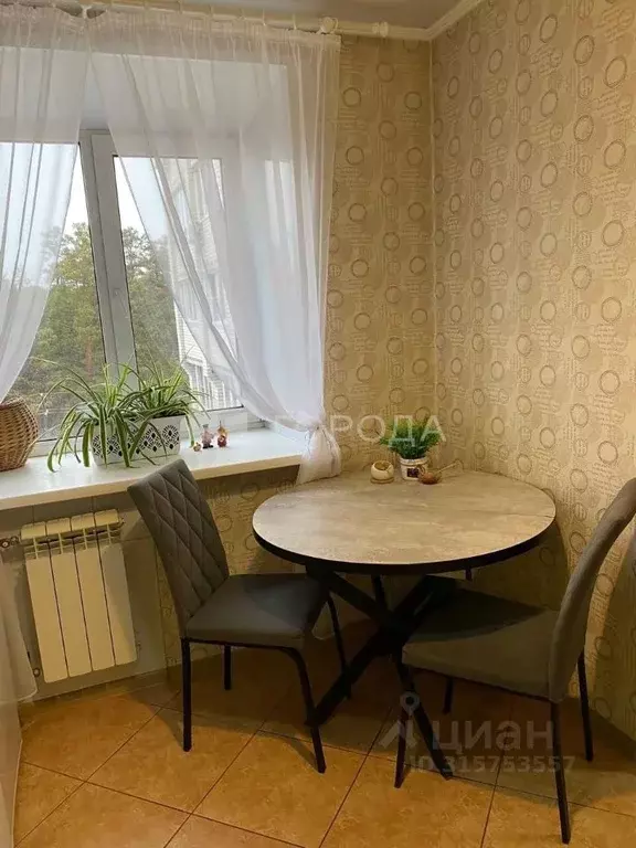 3-к кв. Алтайский край, Барнаул ул. Кутузова, 16Б (64.8 м) - Фото 0