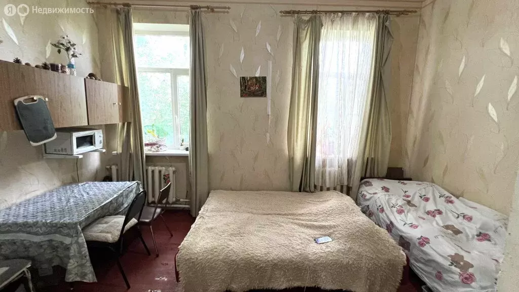 1к в -комнатной квартире (18 м) - Фото 0