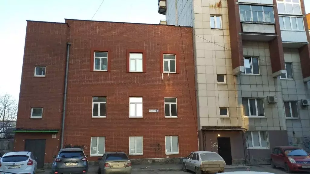 Помещение свободного назначения в Свердловская область, Екатеринбург ... - Фото 1