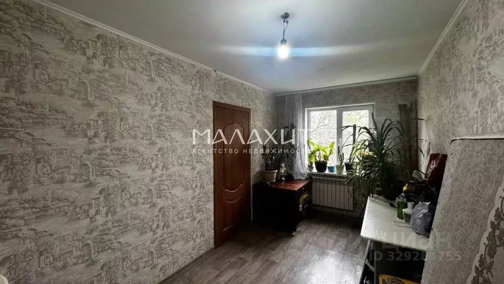 3-к кв. Самарская область, Самара ул. Антонова-Овсеенко, 93 (56.2 м) - Фото 1