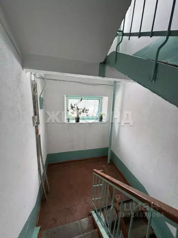 1-к кв. Кемеровская область, Кемерово ул. Халтурина, 37А (33.6 м) - Фото 1
