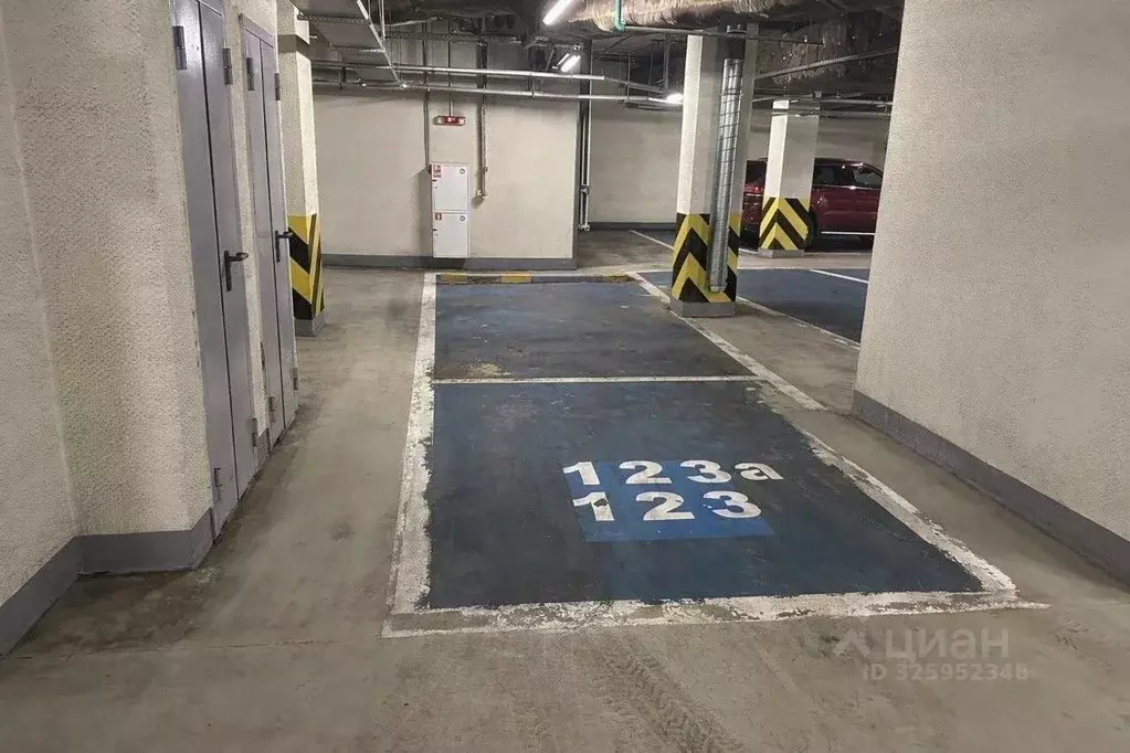 Гараж в Москва Мосфильмовская ул., 88к4 (23 м) - Фото 1