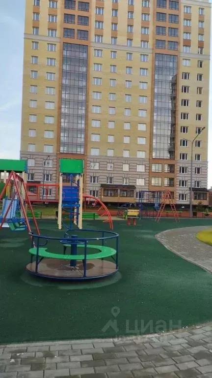 4-к кв. Омская область, Омск ул. А.Н. Кабанова, 2 (100.85 м) - Фото 1
