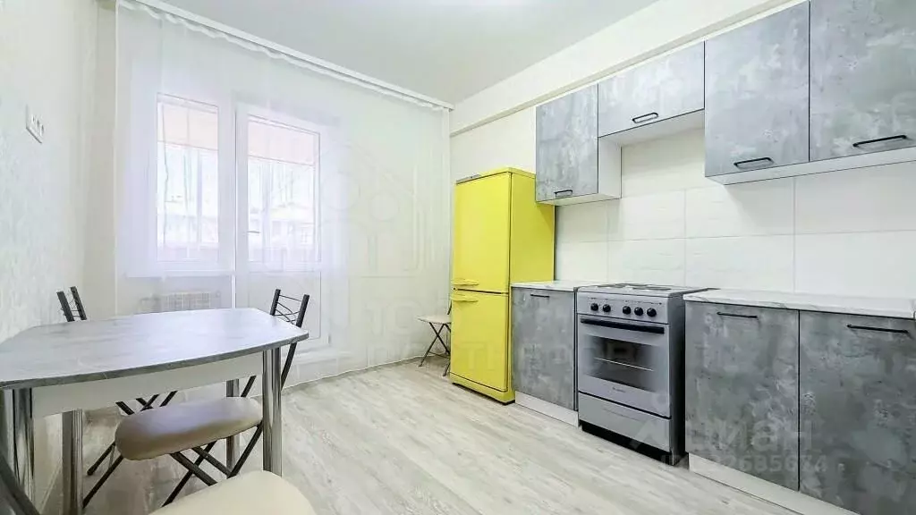 1-к кв. Иркутская область, Иркутск ул. 6-я Советская, 80/1 (52.0 м) - Фото 0