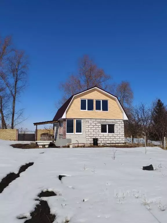 Дом в Самарская область, Ставропольский район, Хрящевка с/пос, Маяк-2 ... - Фото 1
