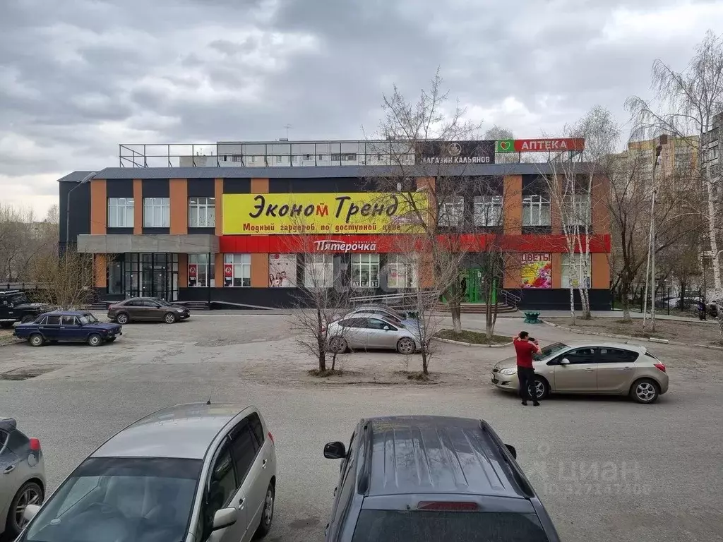 Торговая площадь в Тюменская область, Тюмень Ямская ул., 96Б (1500 м) - Фото 1