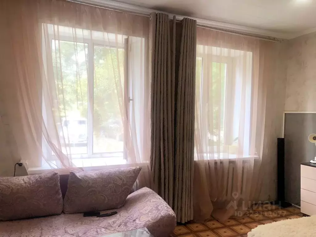 Комната Московская область, Серпухов ул. Захаркина, 24 - Фото 1