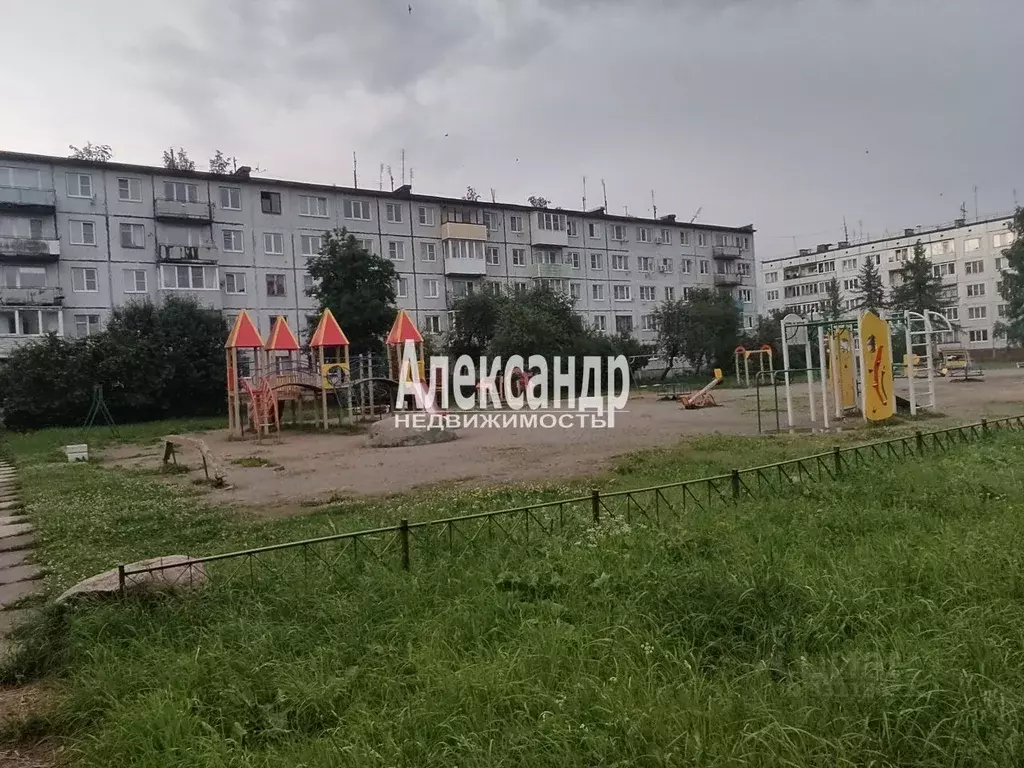 1-к кв. Ленинградская область, Кировский район, Назия пгт ул. Есенина, ... - Фото 2