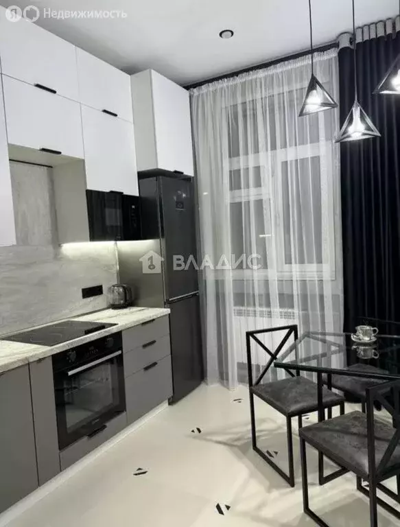 2-комнатная квартира: Иркутск, улица Сибирских Партизан, 20 (57 м) - Фото 0