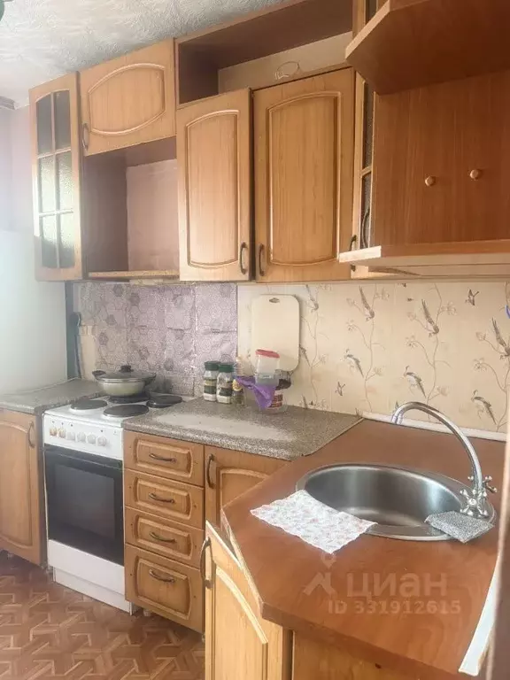 3-к кв. Самарская область, Тольятти 16-й кв-л, бул. Цветной, 12 (65.0 ... - Фото 1