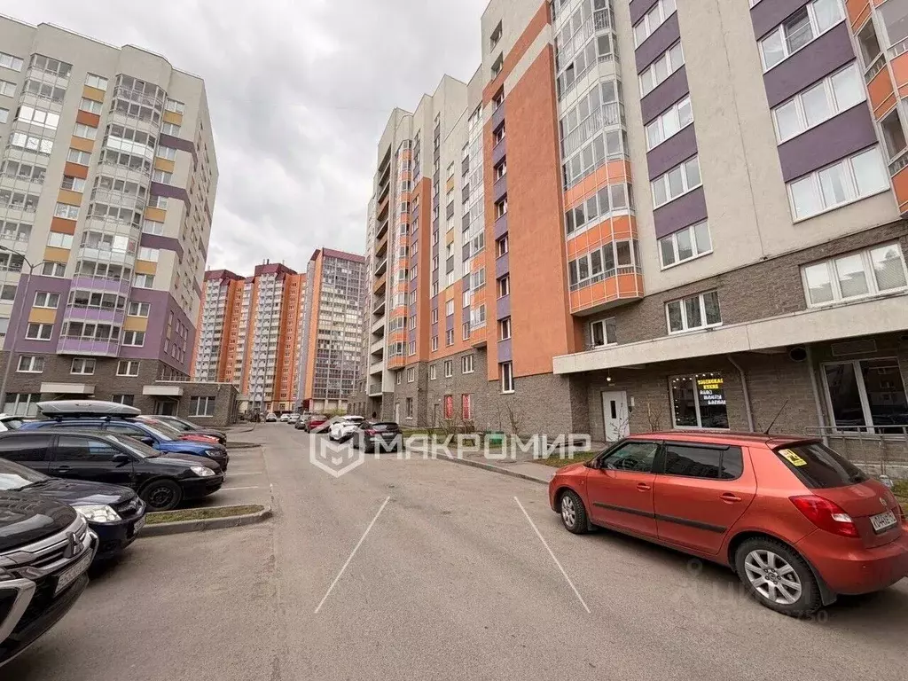 3-к кв. Ленинградская область, Мурино Всеволожский район, бул. ... - Фото 1