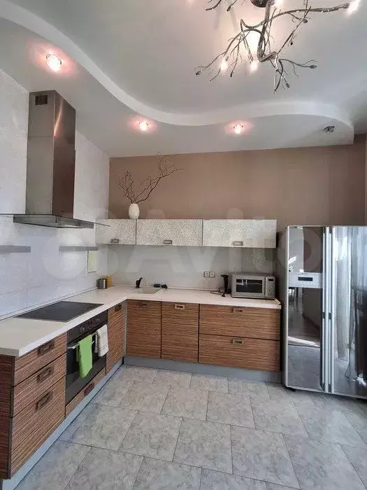 3-к. квартира, 69 м, 3/18 эт. - Фото 0