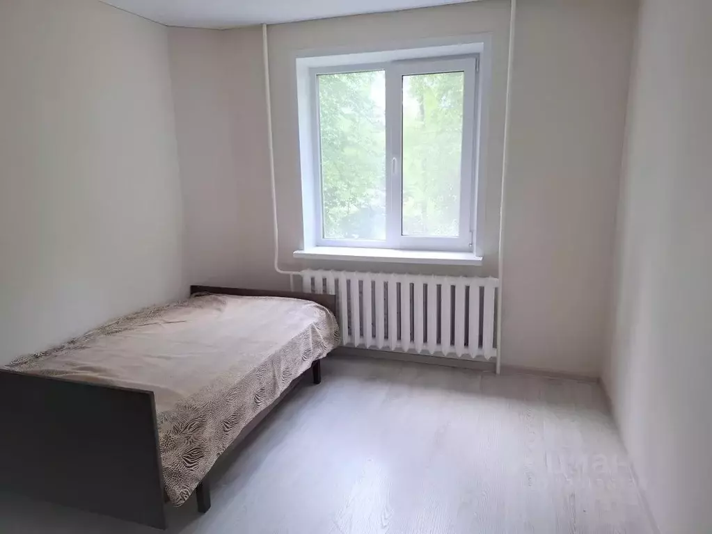 Комната Псковская область, Невель Октябрьская ул., 2 (12.0 м) - Фото 1