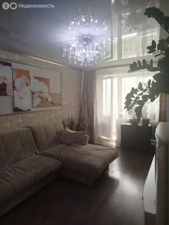 3-комнатная квартира: Орск, микрорайон Новый город, улица Короленко, ... - Фото 0