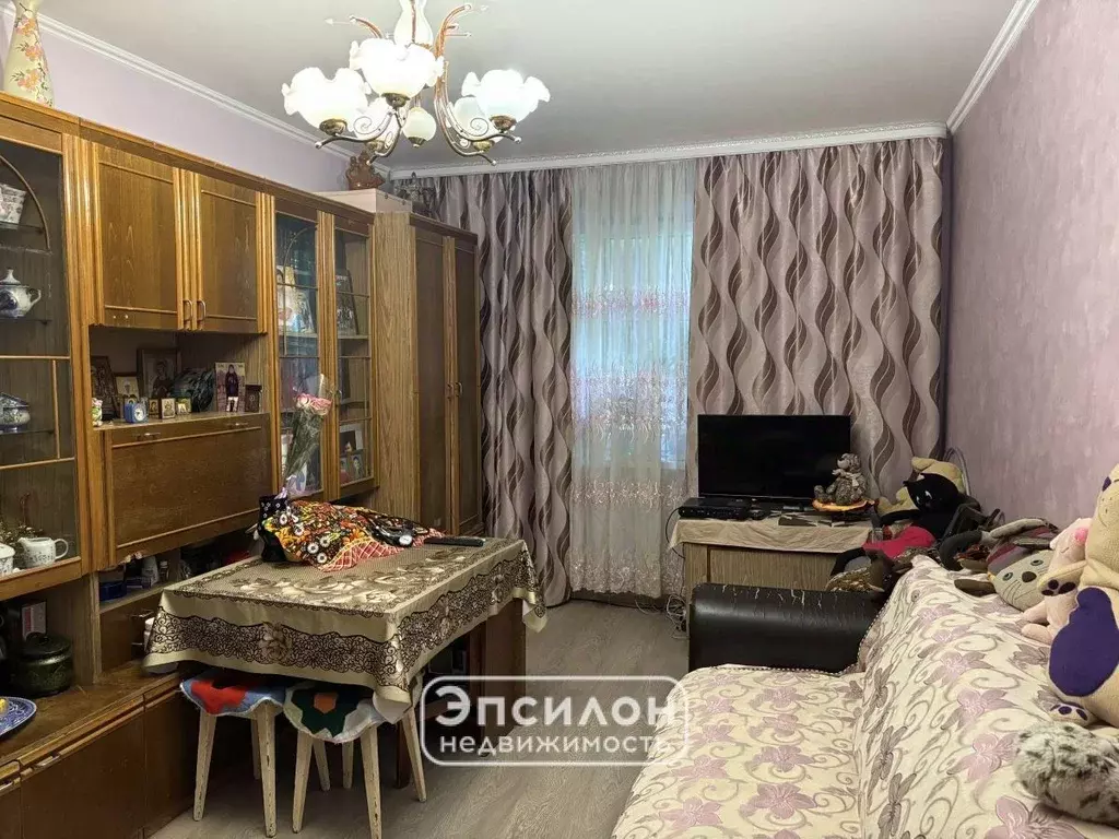 3-к кв. Курская область, Курск Курского завода тракторных запчастей ... - Фото 1