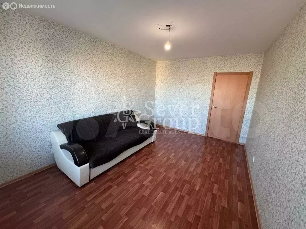 3-комнатная квартира: Санкт-Петербург, улица Бабушкина, 84к2 (71.1 м) - Фото 1