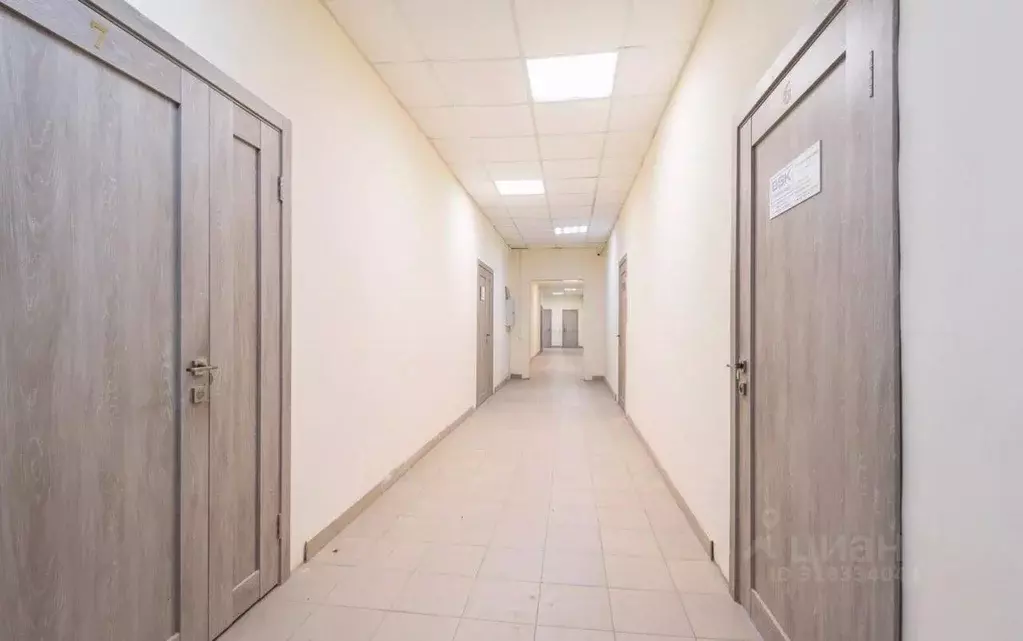 Офис в Татарстан, Казань ул. Восстания, 100к2060 (1399 м) - Фото 0