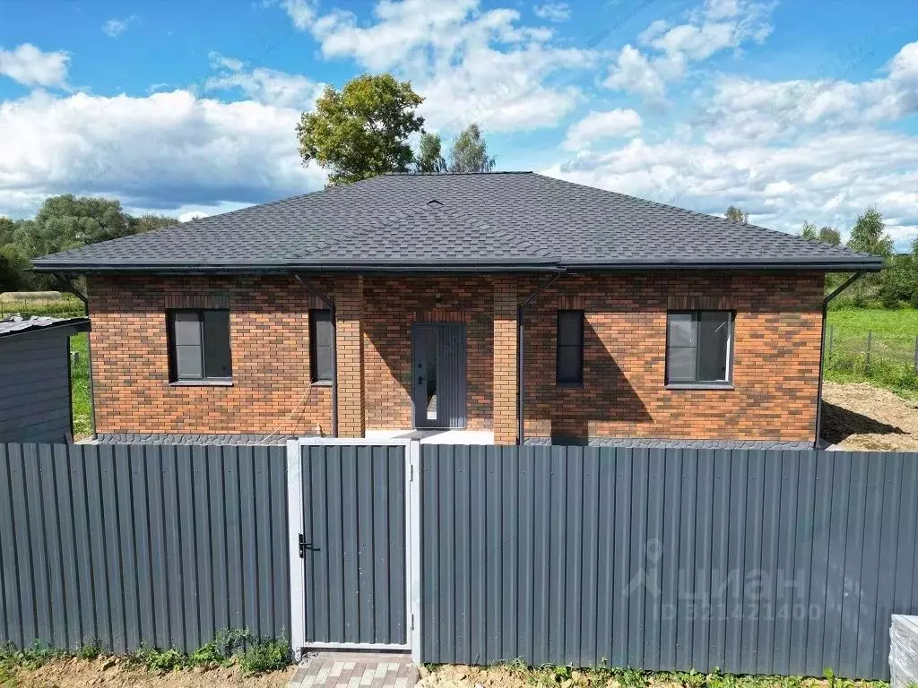 Дом в Калужская область, Боровский муниципальный округ, Совьяки с/пос, ... - Фото 1