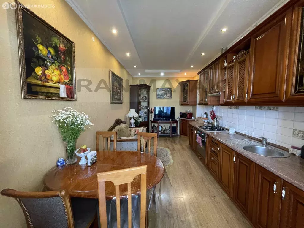 3-комнатная квартира: Майкоп, Пионерская улица, 374 (90 м) - Фото 1