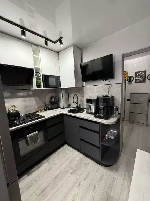 2-к кв. Пермский край, Березники ул. Ермака, 68 (48.6 м) - Фото 0