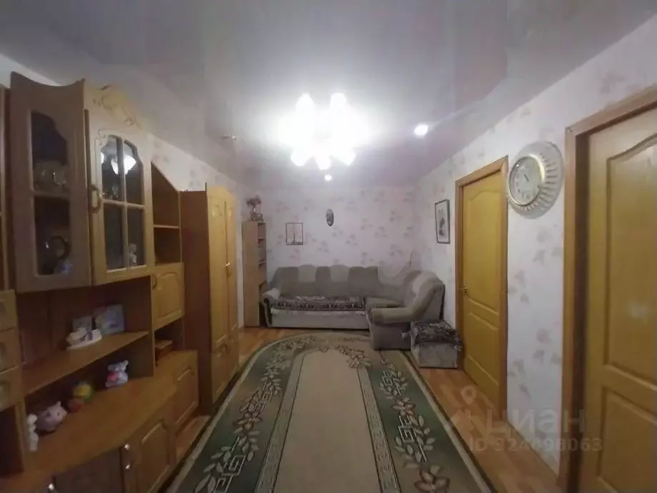 4-к кв. Пермский край, Александровск Яйва пгт, Коммунистическая ул., ... - Фото 2